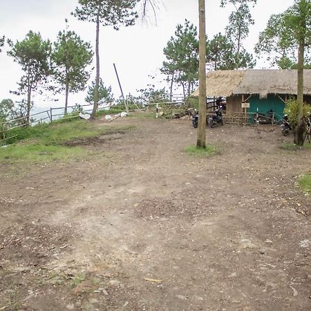 Отель Papandayan Camping Ground Cileuleuy Экстерьер фото