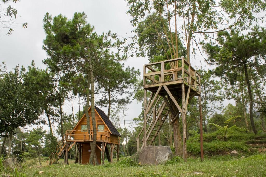 Отель Papandayan Camping Ground Cileuleuy Экстерьер фото