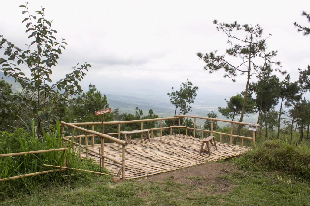 Отель Papandayan Camping Ground Cileuleuy Экстерьер фото